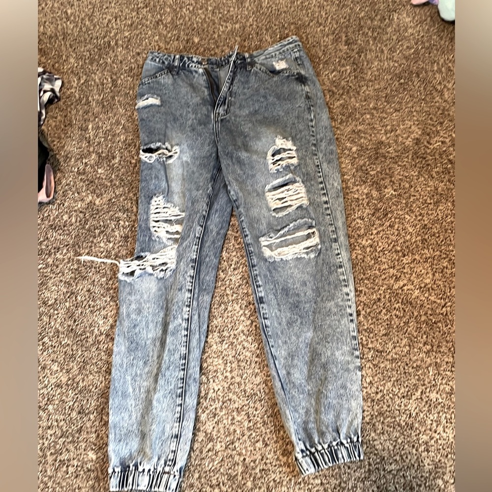 Ripped Jeans